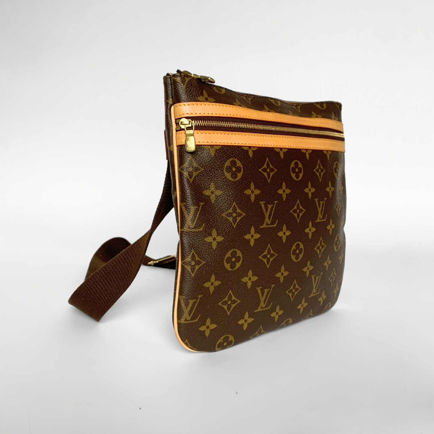 Louis Vuitton Pochette Bosphore Monogram Canvas