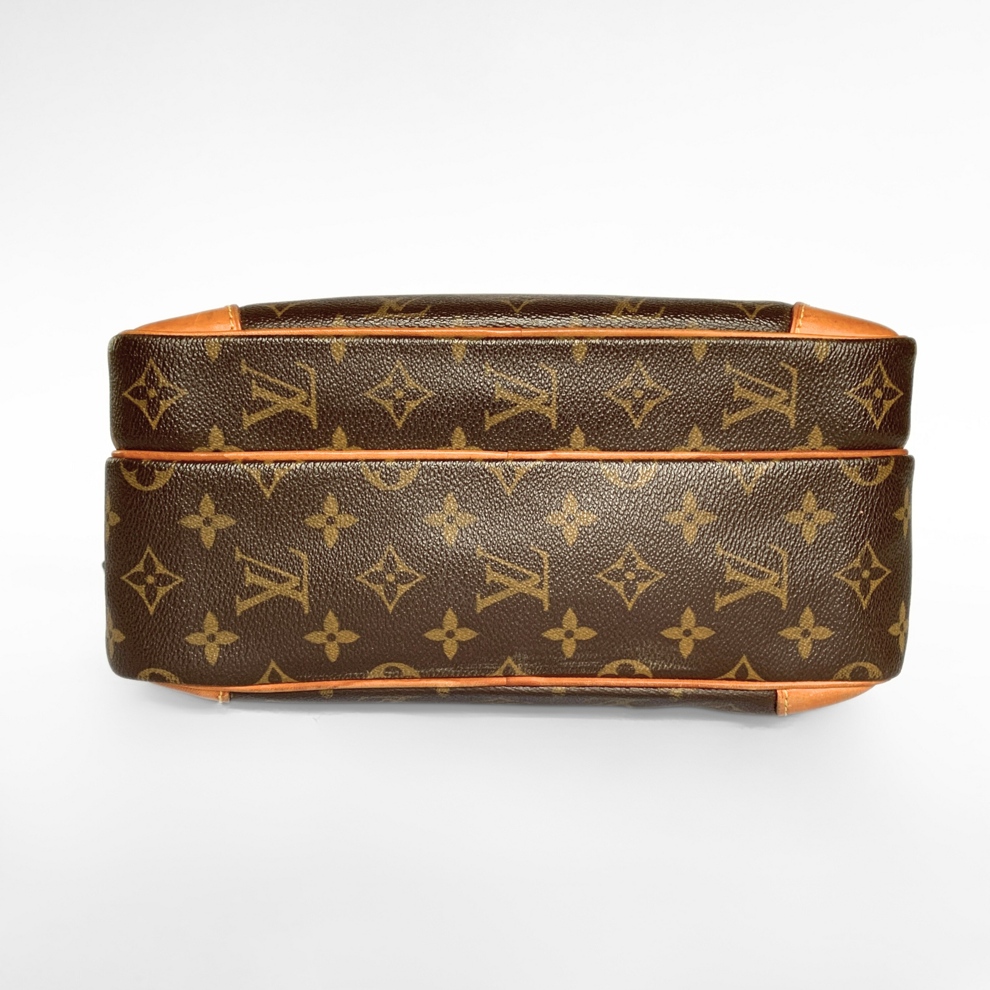 Louis Vuitton Nile Monogram Canvas – l'Étoile de Saint Honoré Louis Vuitton Nile Monogram Canvas – l'Étoile de Saint Honoré