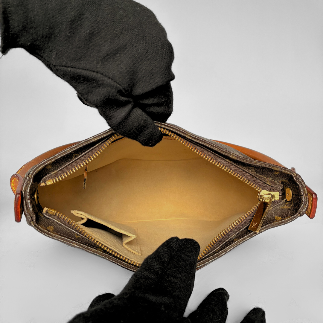 Louis Vuitton Looping MM Monogram Canvas