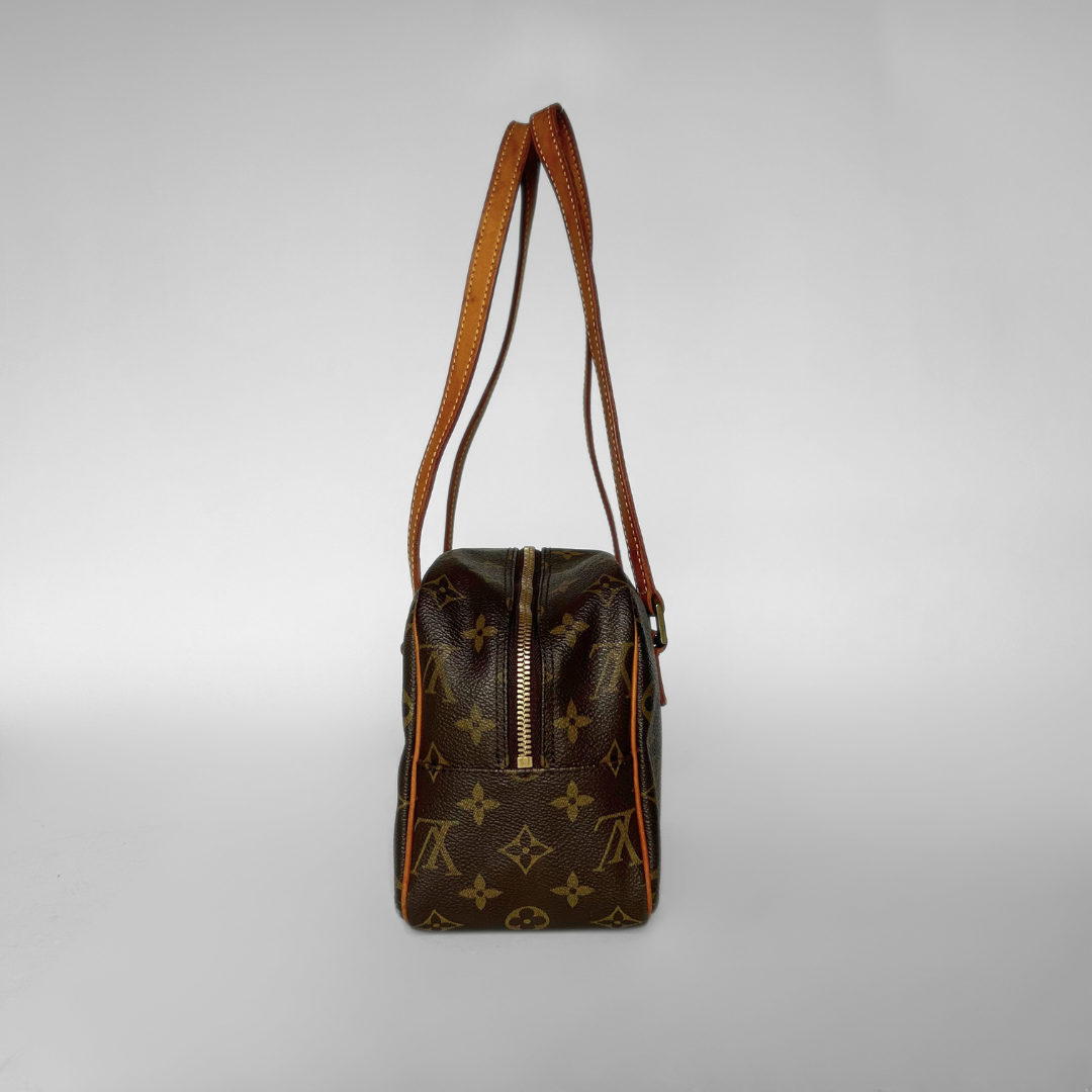 Louis Vuitton Cité MM Monogram Canvas
