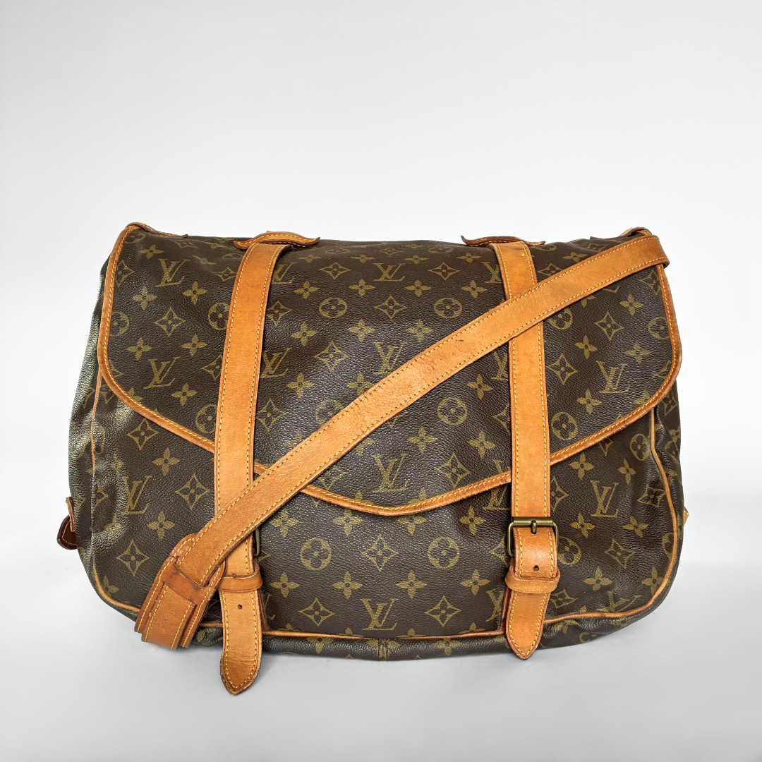 Louis Vuitton Saumur 43 Monogram Canvas