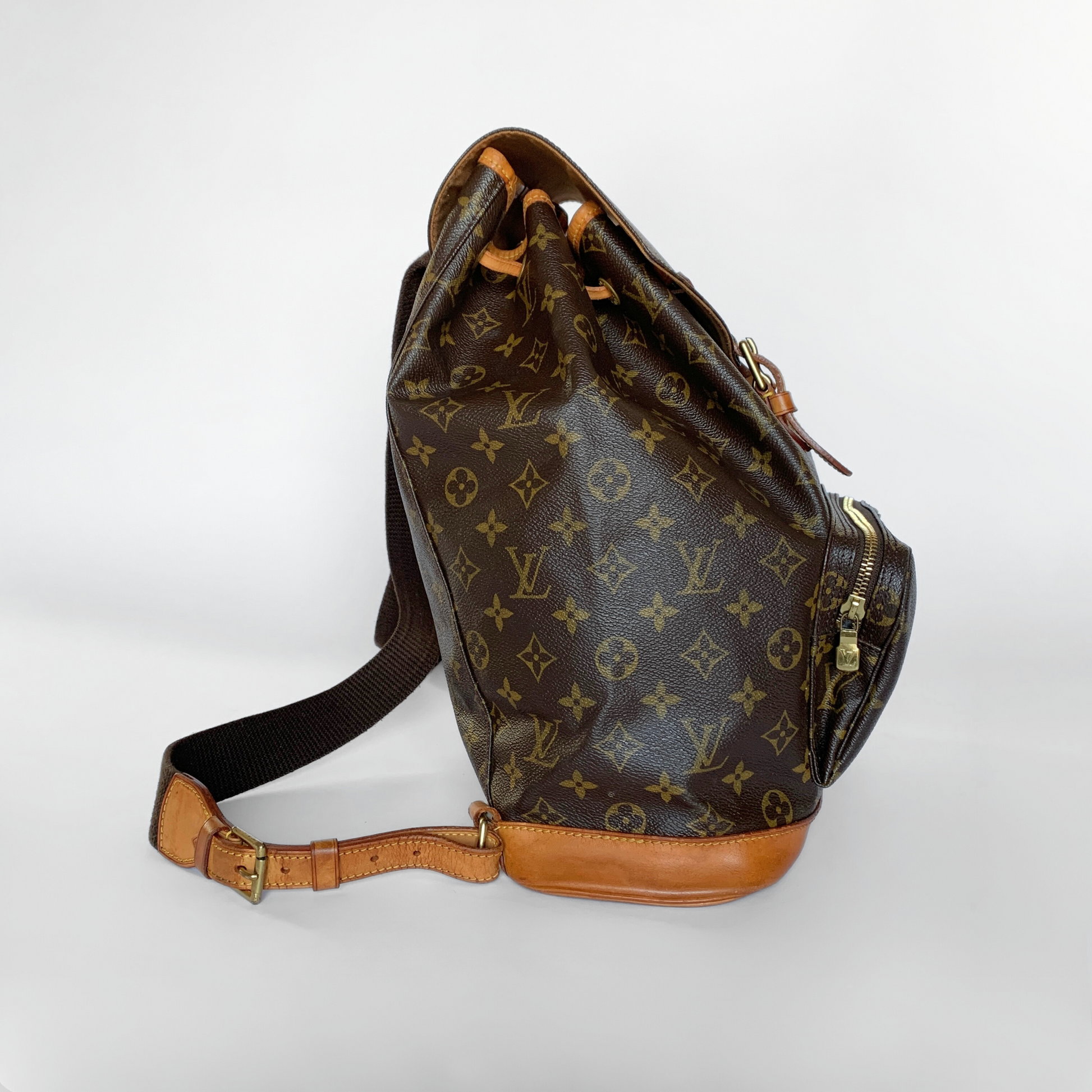 Louis Vuitton Louis Vuitton Montsouris GM Monogram Canvas - Backpacks - Etoile Luxury Vintage