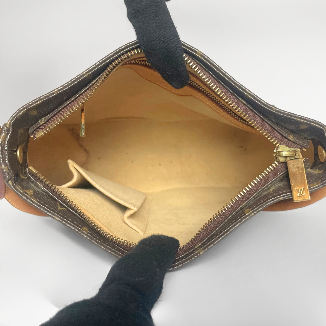 Louis Vuitton Looping MM Monogram lærred