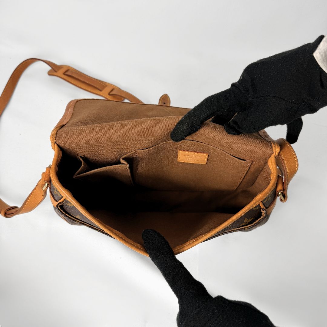 Louis Vuitton Sologne Monogram Canvas