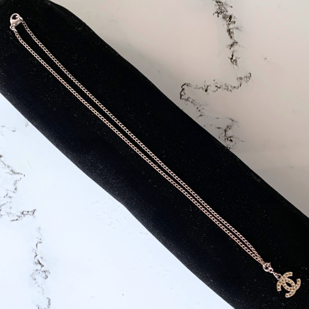 Chanel CC Necklace Silver Pleated