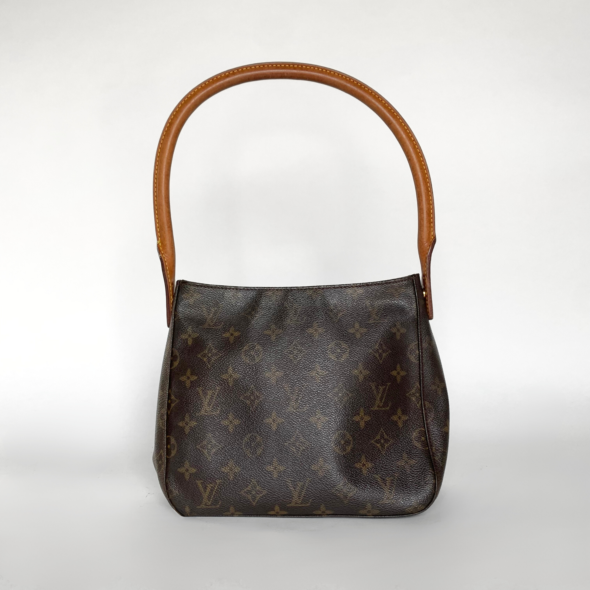 Louis Vuitton Louis Vuitton Looping MM Monogram Canvas - Handtaschen - Etoile Luxury Vintage