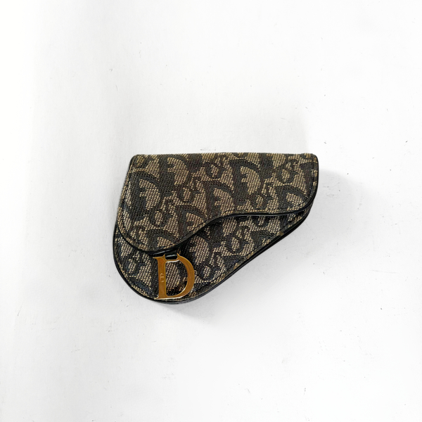 小物 Dior Saddle Trotter Canvas Wallet Christian Dior Trotter Canvas Compact Wallet - Brown – Lux Brands UAE 小物