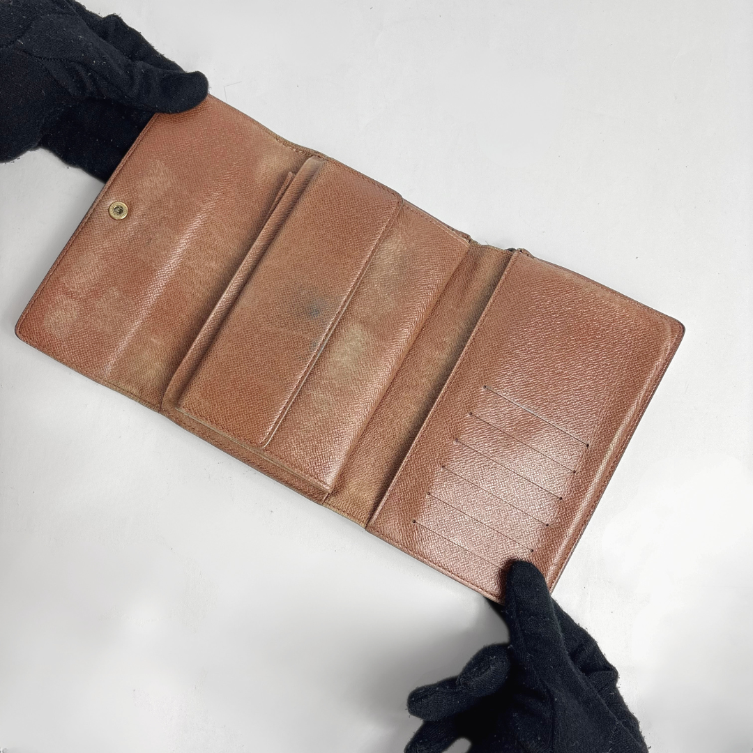 Louis Vuitton Wallet Medium