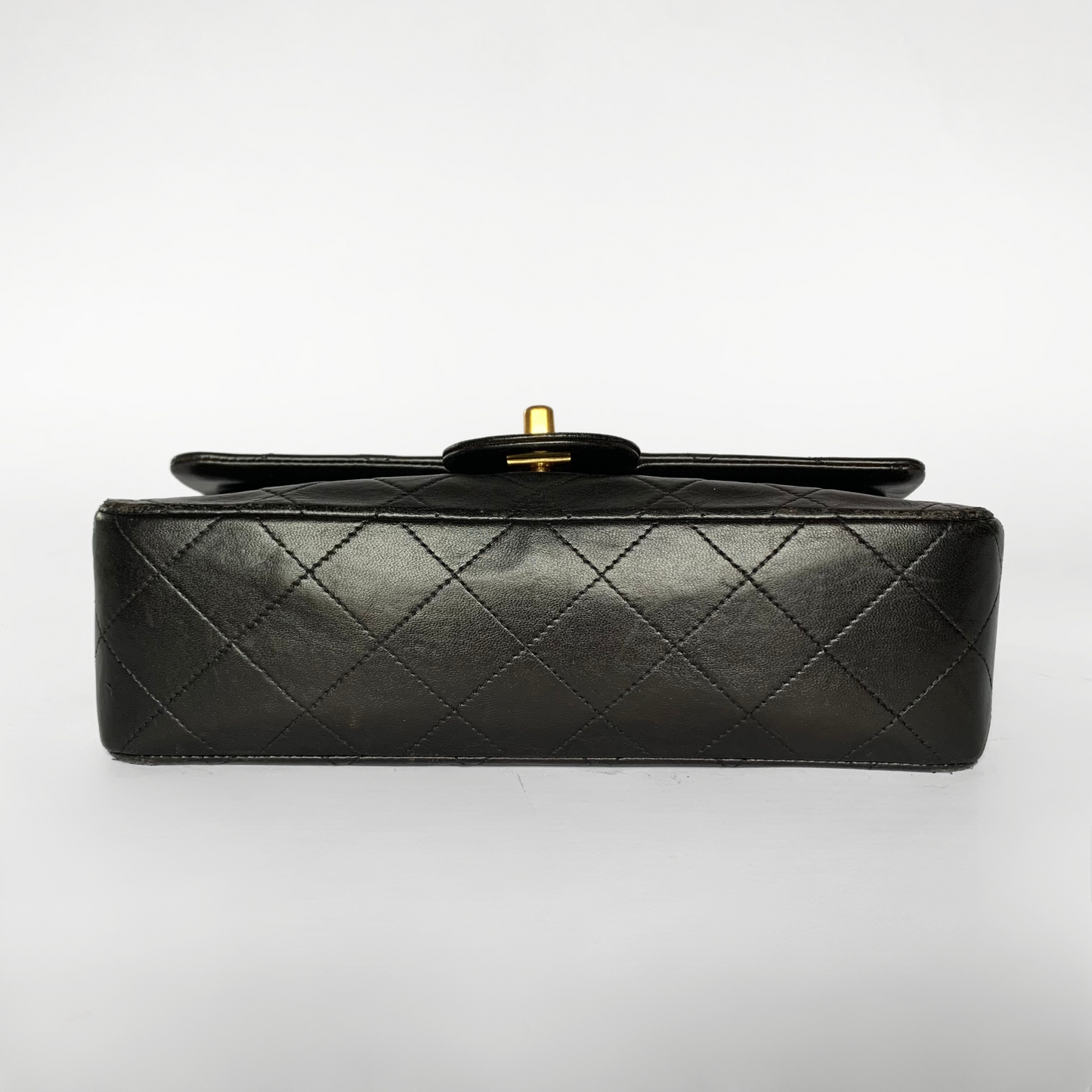 Chanel Chanel Klassisk dobbeltklap lille lammeskindslæder - Håndtasker - Etoile Luxury Vintage
