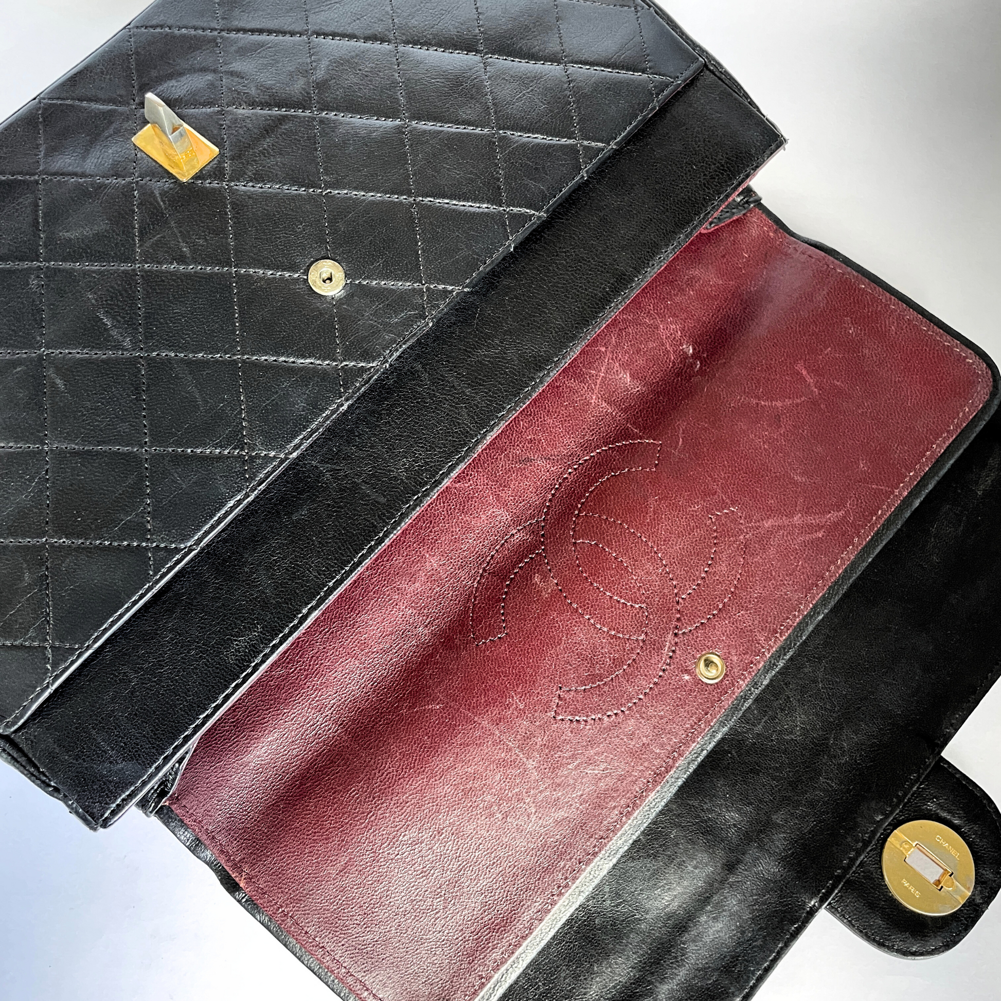 Chanel Classic Flap Bag Medium Lambskin Leather Reissue Chain – l