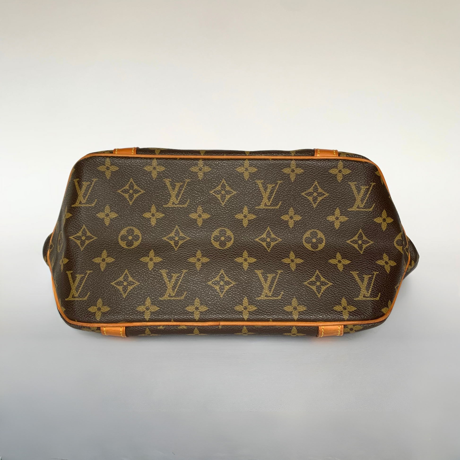 Louis Vuitton Louis Vuitton Shopper Monogram Canvas - Handbag - Etoile Luxury Vintage