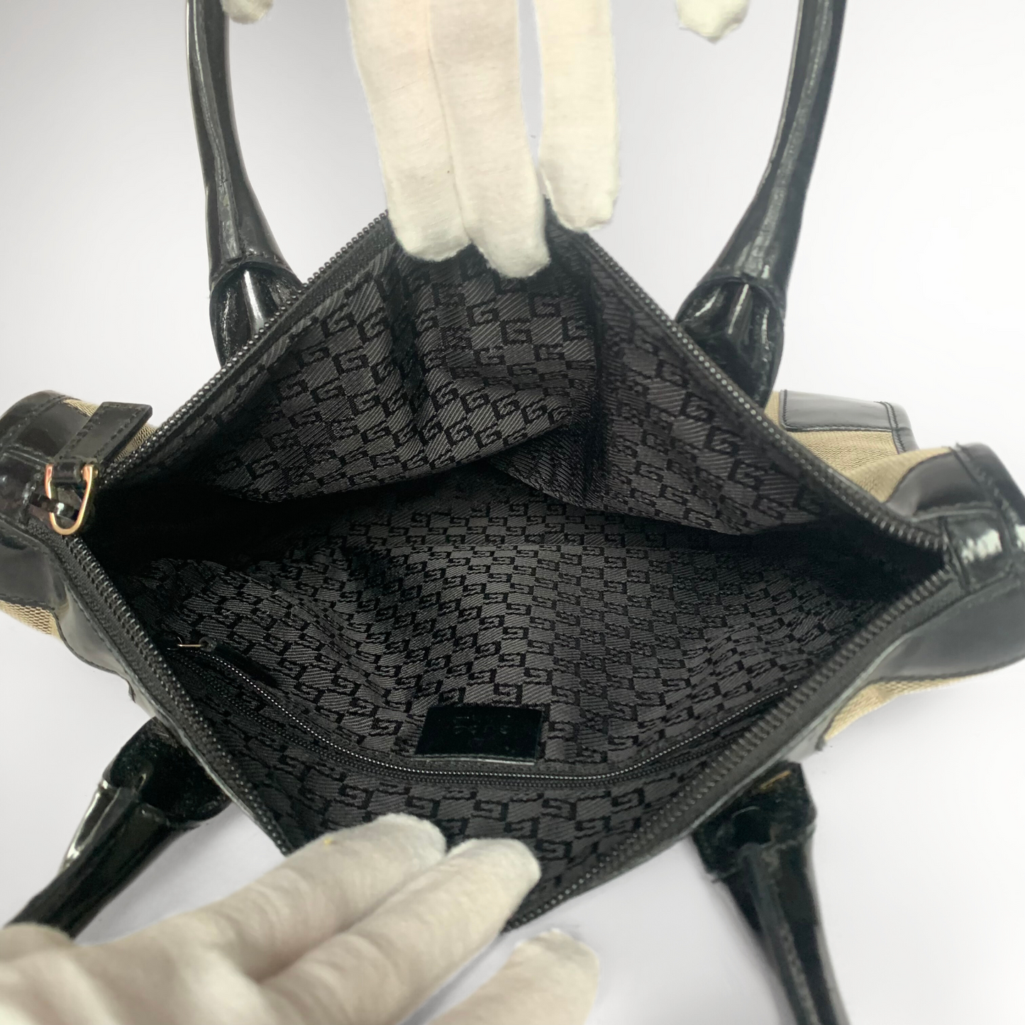 Gucci Gucci Enamel Handbag Canvas &amp; Leather - Handbag - Etoile Luxury Vintage