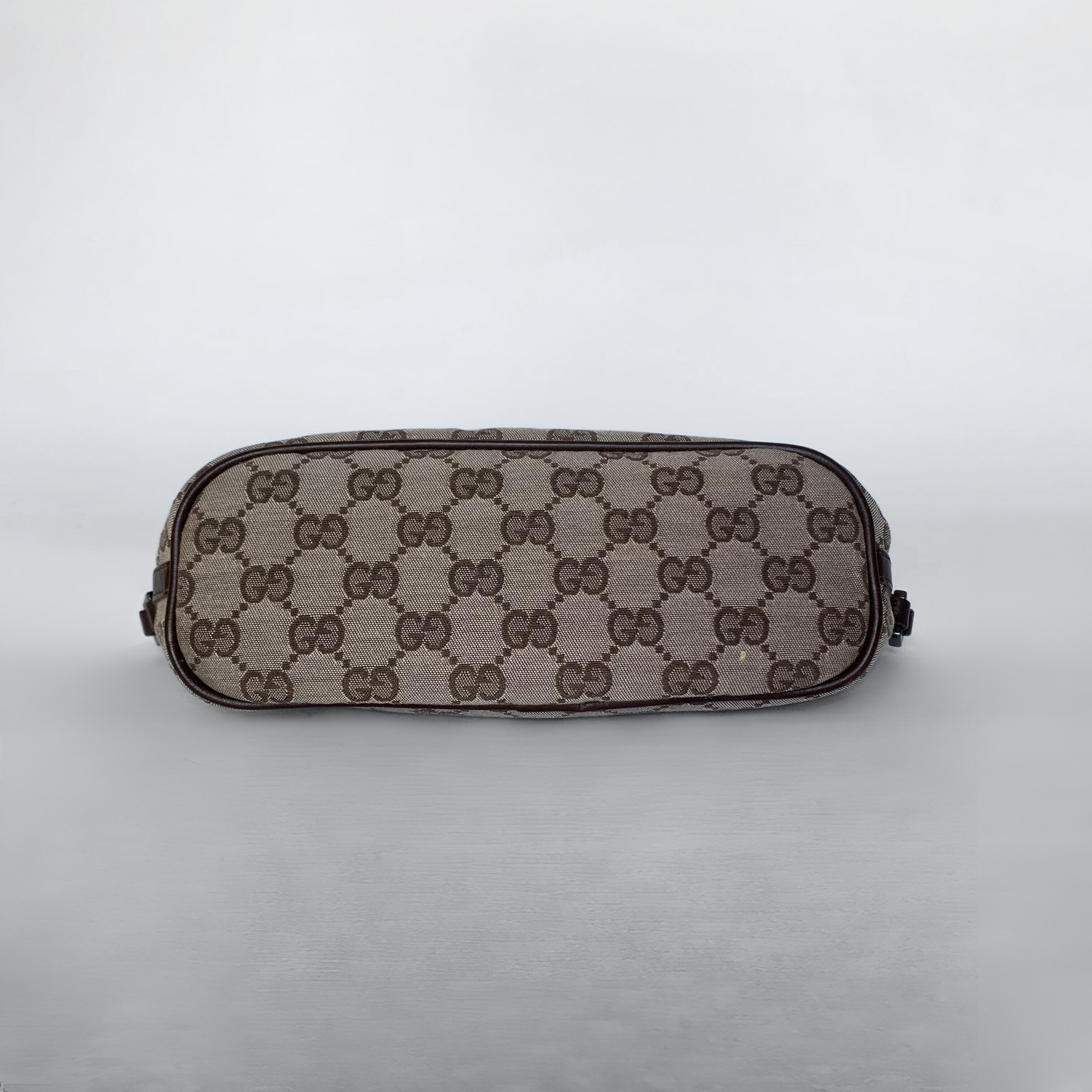 Gucci Boat Pochette Monogram Canvas – l'Étoile de Saint Honoré