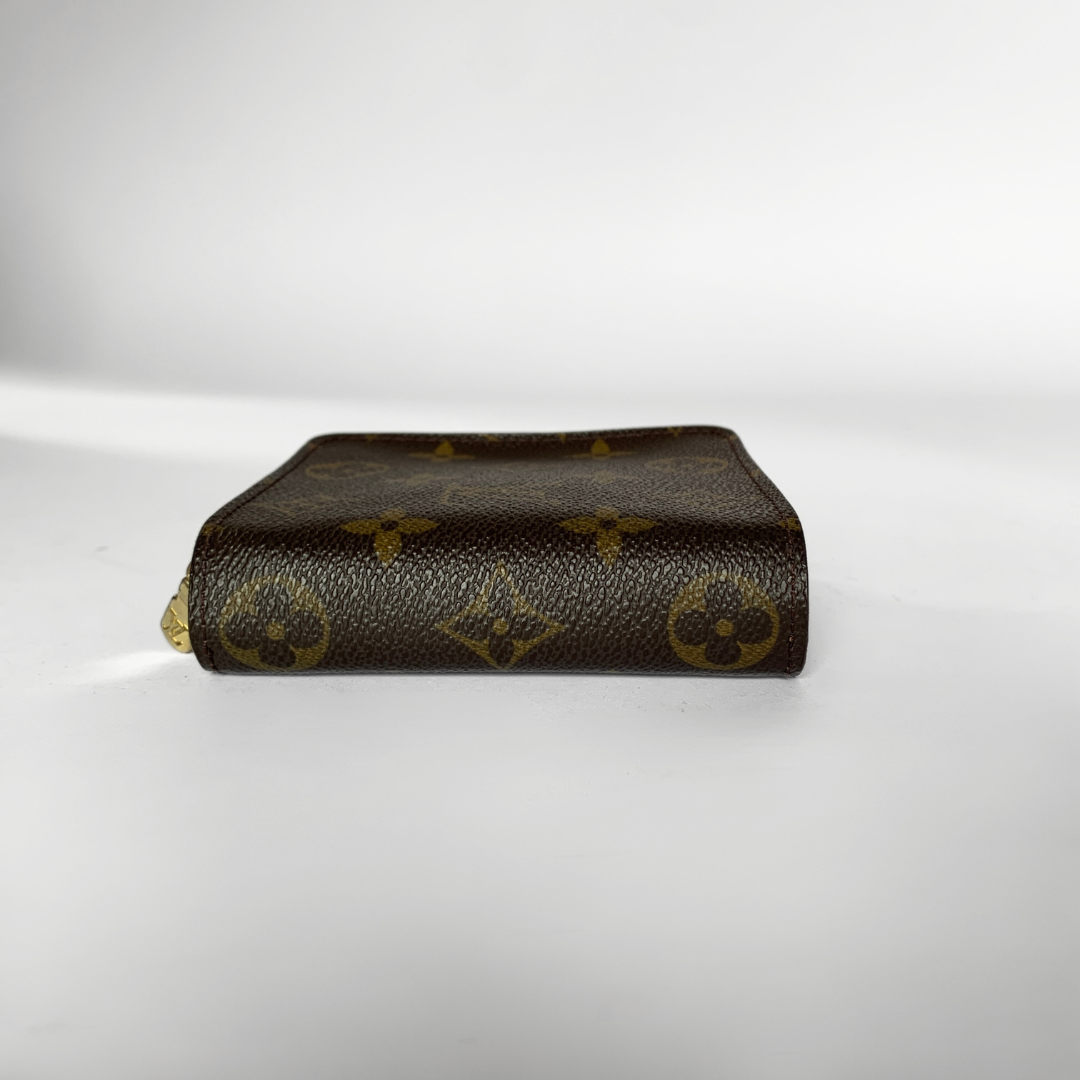 Louis Vuitton Louis Vuitton Zipper Wallet Monogram Canvas - Wallets - Etoile Luxury Vintage