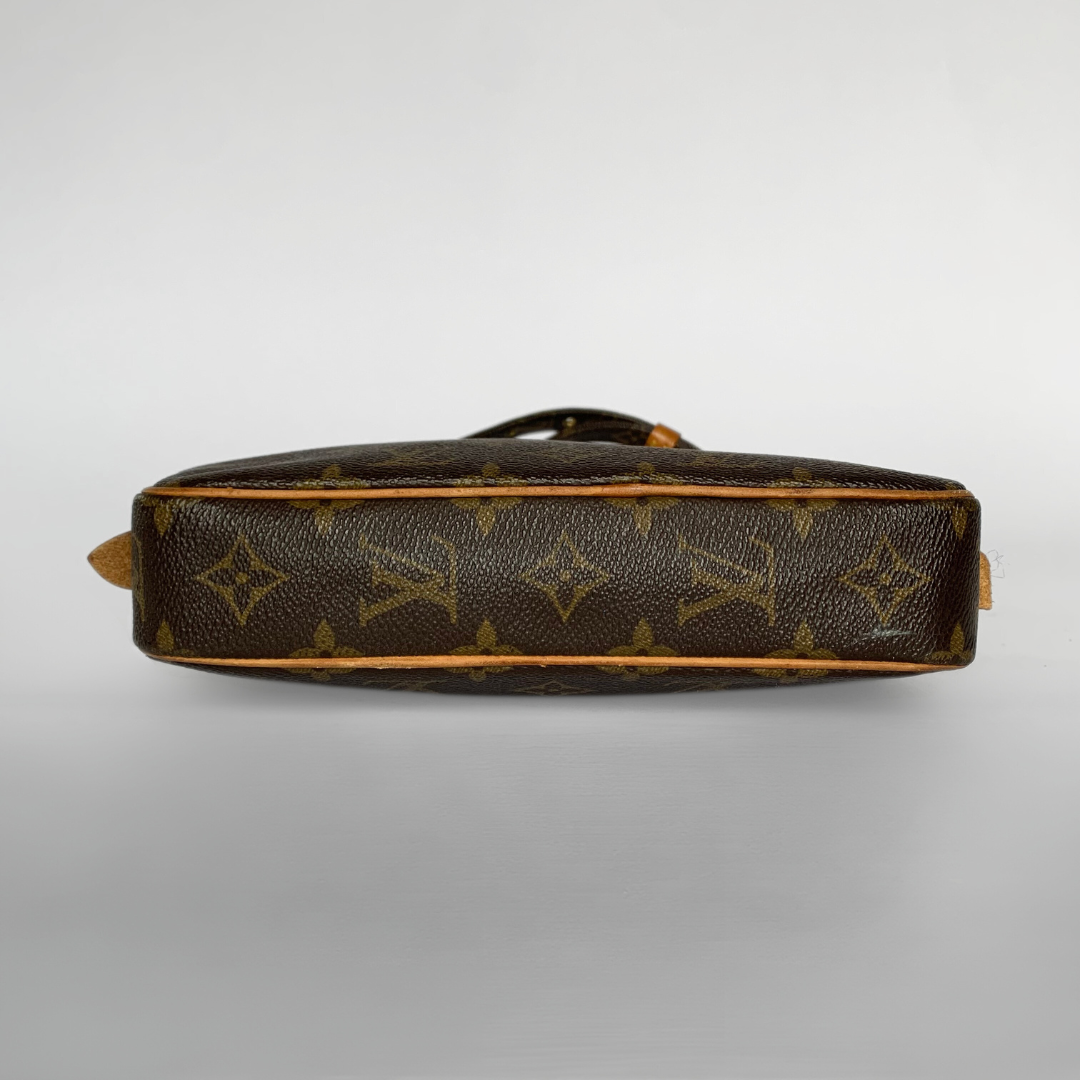 Louis Vuitton Louis Vuitton Marley Monogram Canvas - Handväska - Etoile Luxury Vintage