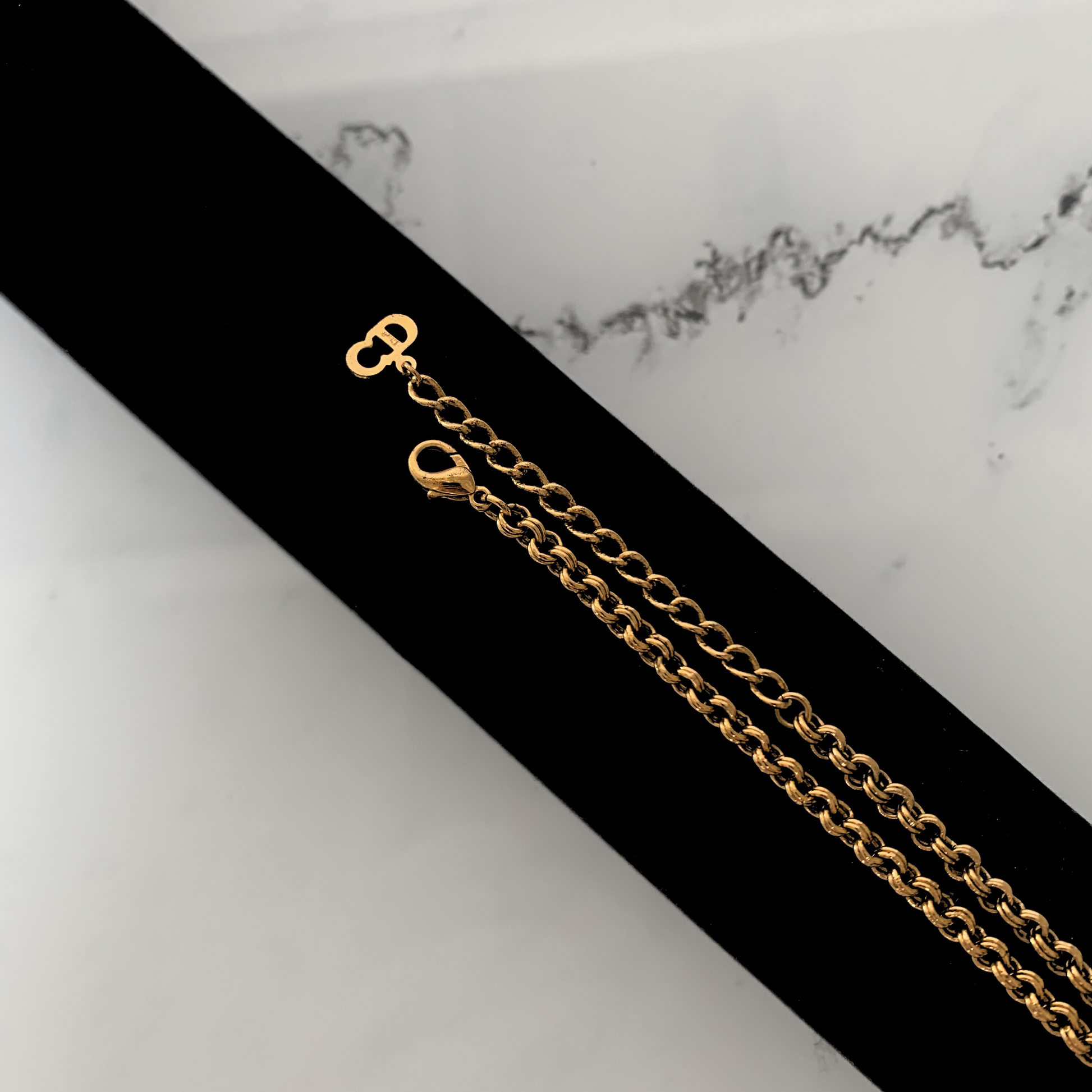 Dior Dior Necklace Gold Metal - Accessoires - Etoile Luxury Vintage