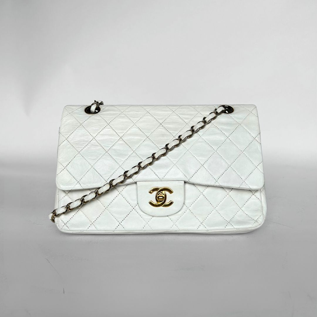 Chanel Chanel Classic Flap Bag Medium Lambskin Leather - Olkalaukut - Etoile Luxury Vintage