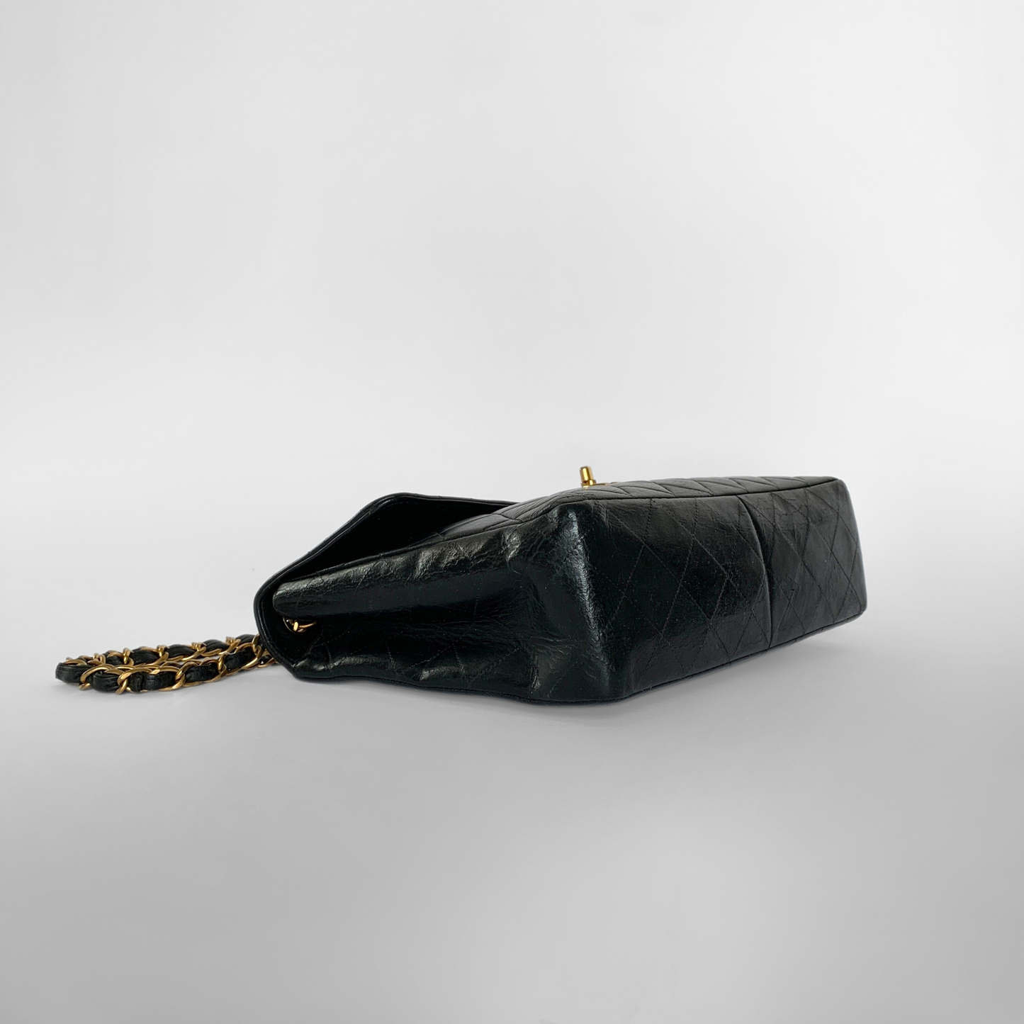 Chanel Classic Flap Bag Maxi piel de cordero