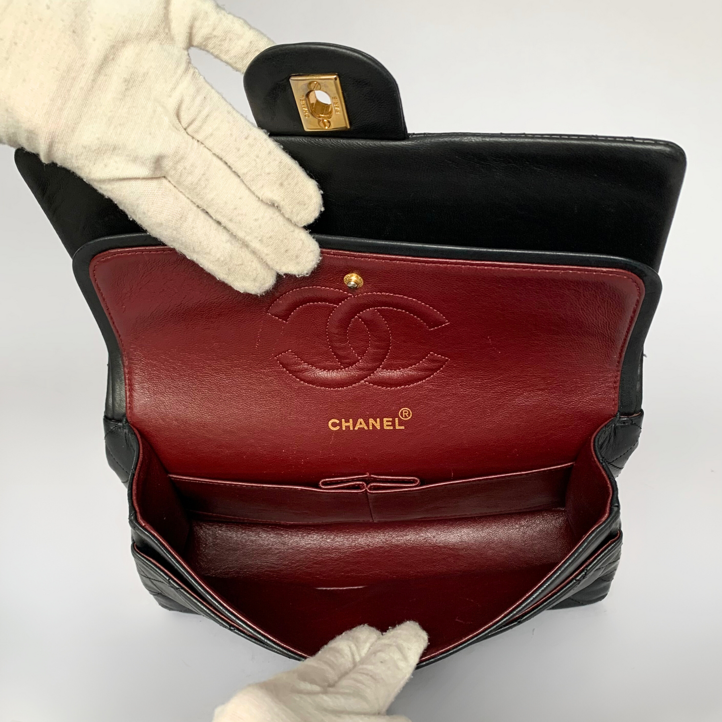 Chanel Chanel Klassisk dubbel Flap Bag Medium lammskinnsläder - Handväska - Etoile Luxury Vintage