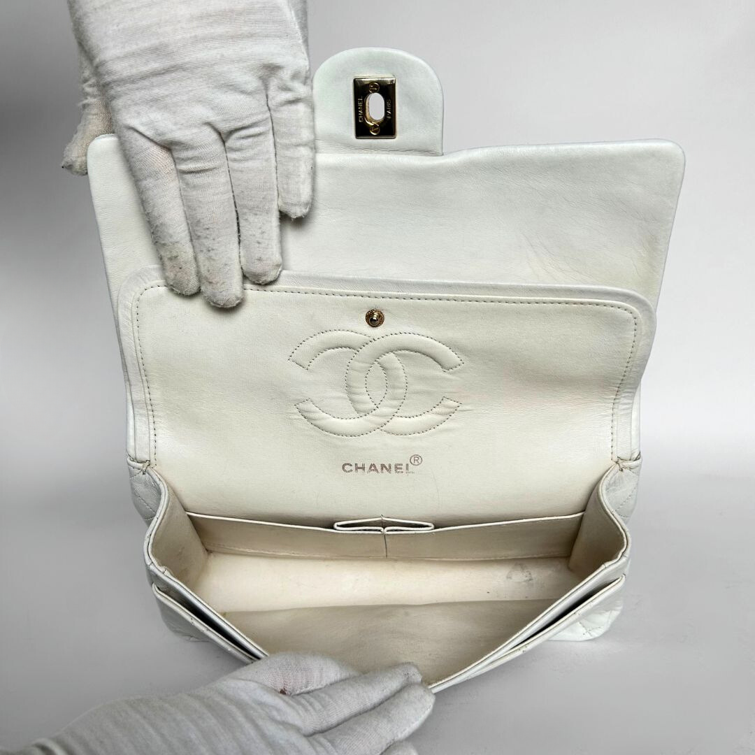 Chanel classic flap bag white sale