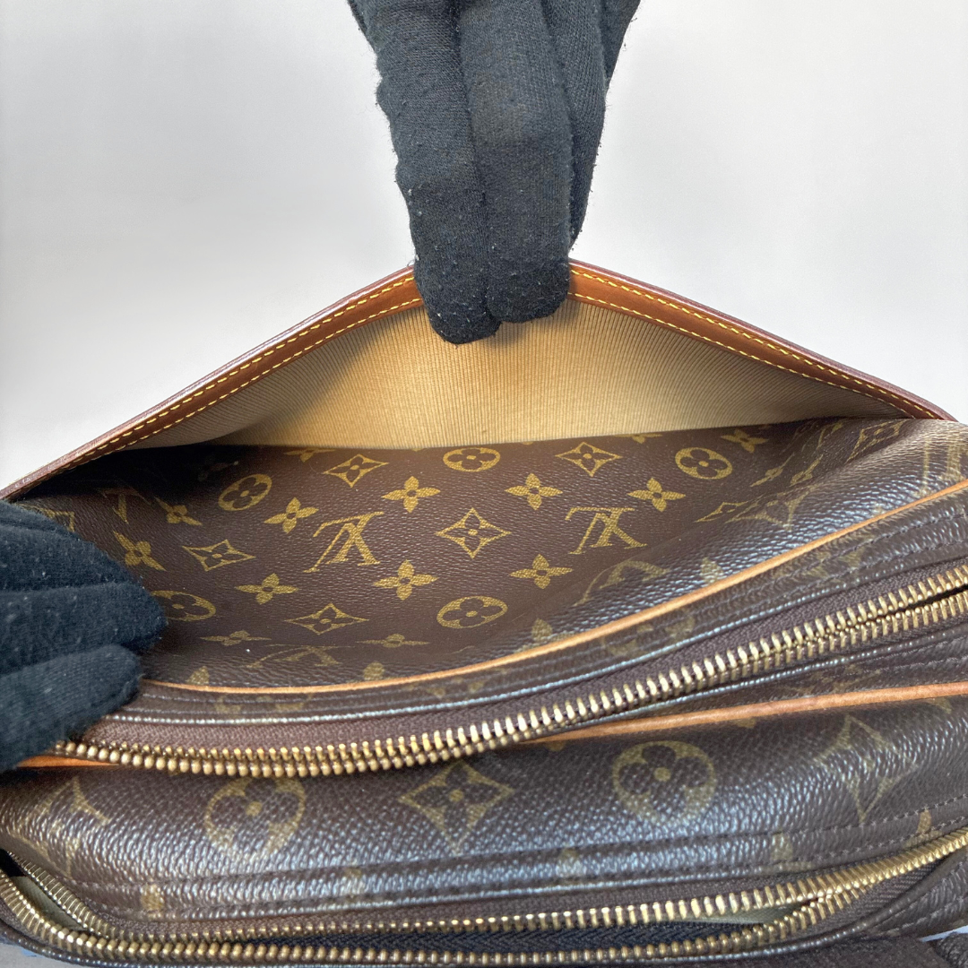 Louis Vuitton Reporter PM Monogram Canvas