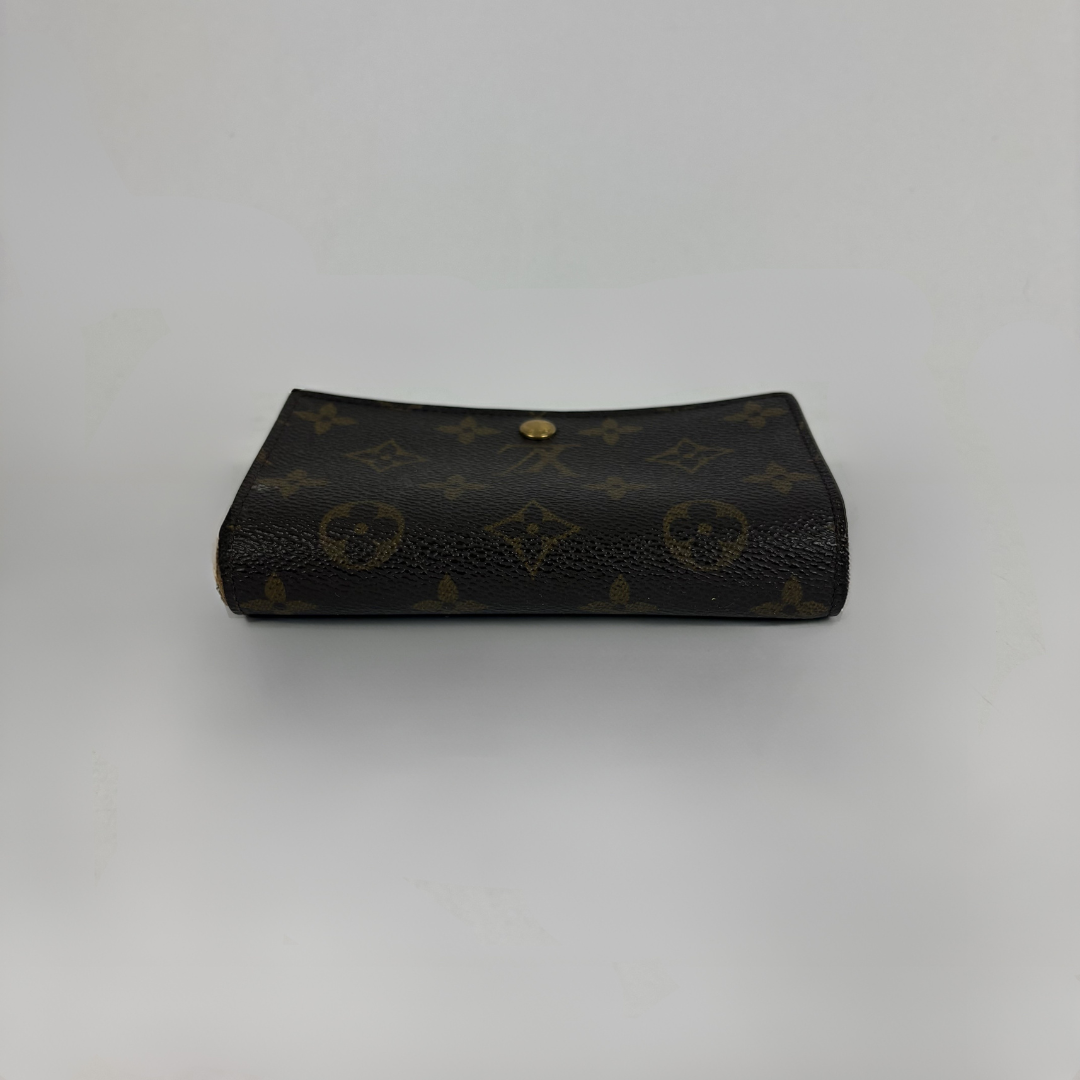 Louis Vuitton Cartera mediana