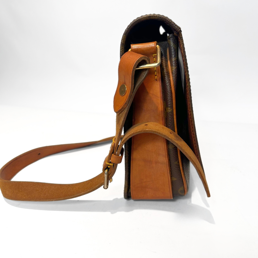 Louis Vuitton Cartouchière GM Monogramm Leinwand