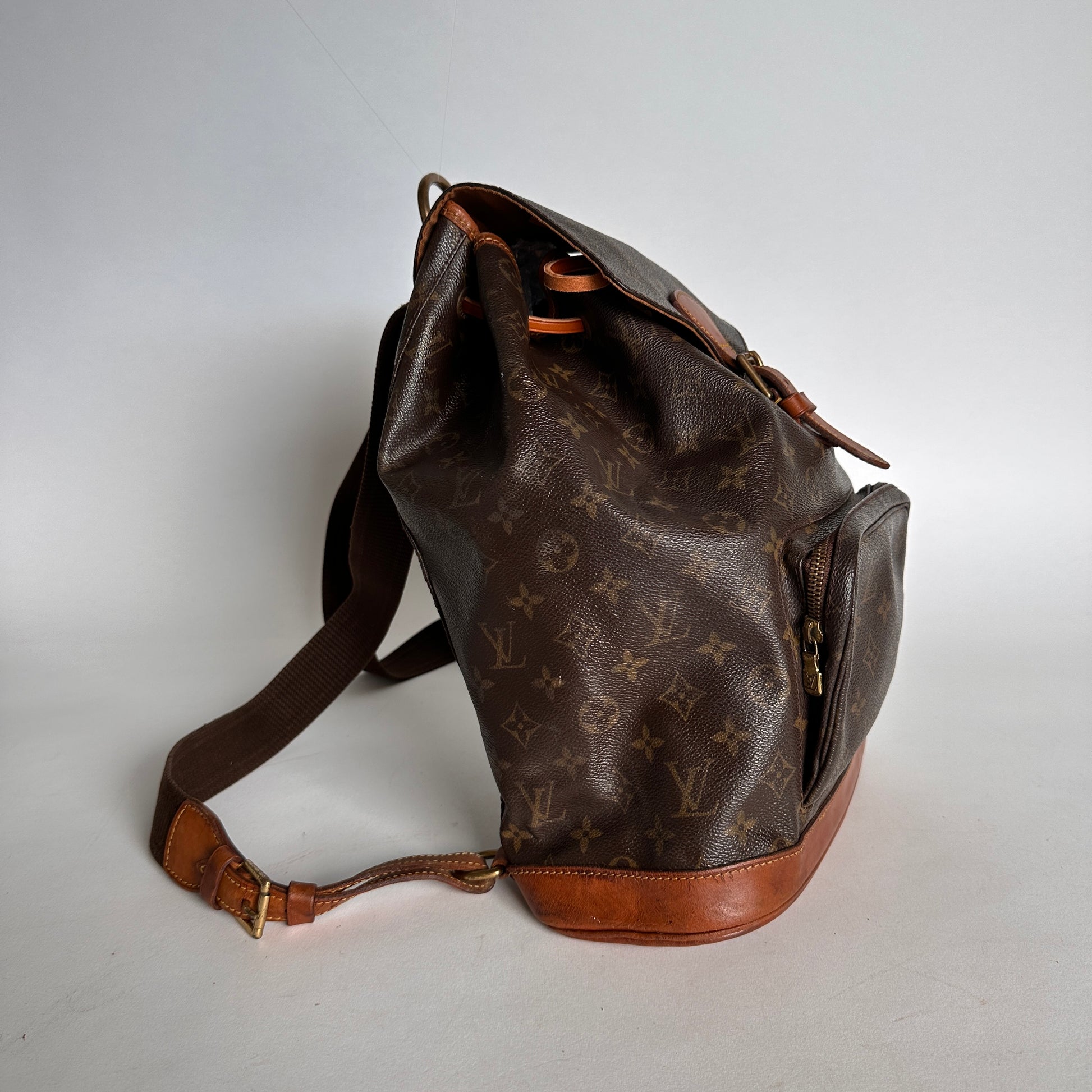 Louis Vuitton Vintage Monogram Montsouris GM - Brown Backpacks