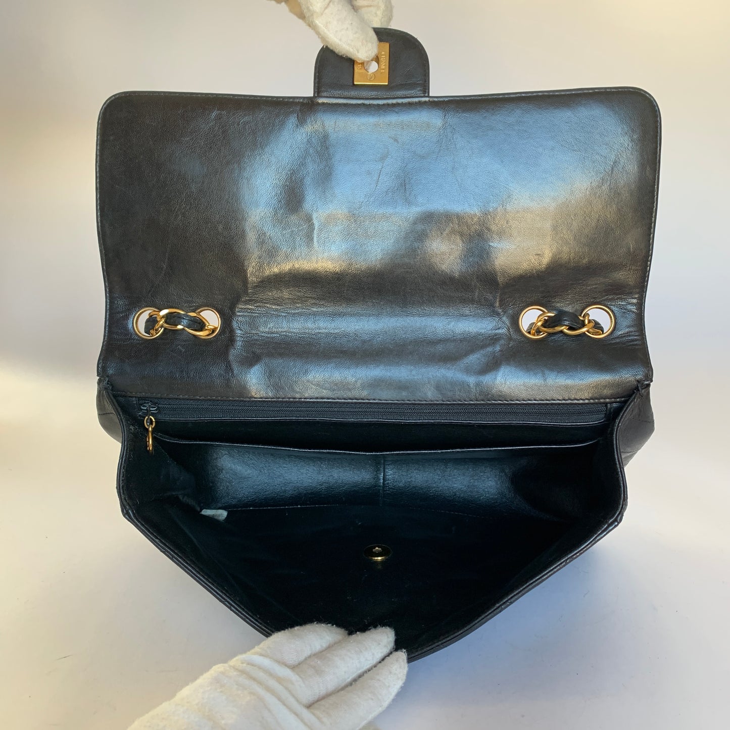 Chanel Chanel Classic Flap Bag Maxi-Lammleder - Umhängetaschen - Etoile Luxury Vintage